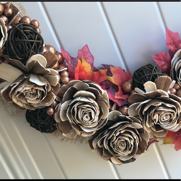 Fall Wreath RosesLeaves on Burlap Loop - Picture 5 of 8